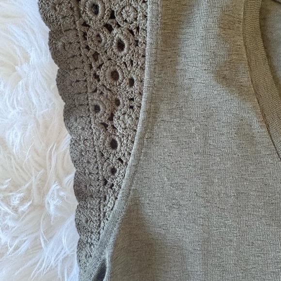 LOFT Black and Olive Tops Bundle of TWO - Picture 3 of 5